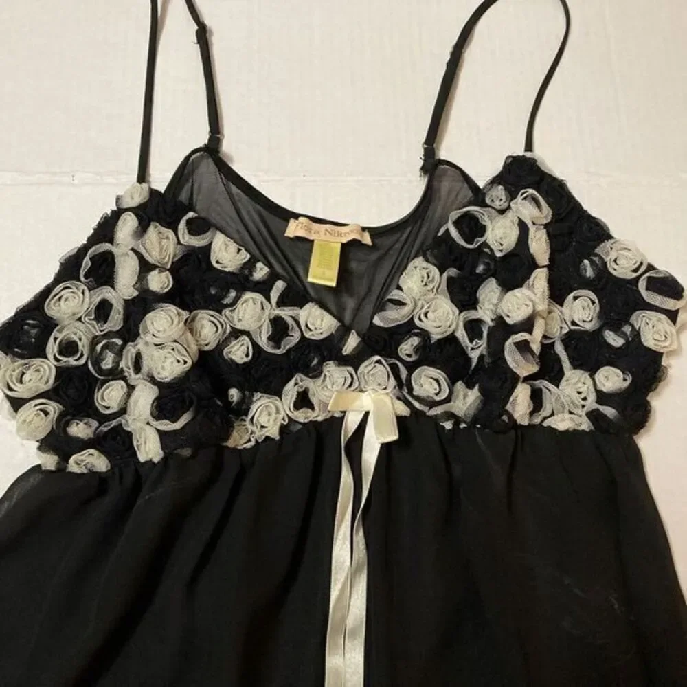 FLORA NIKROOZ Size L Black Floral Embellished Chemise‎ Gown